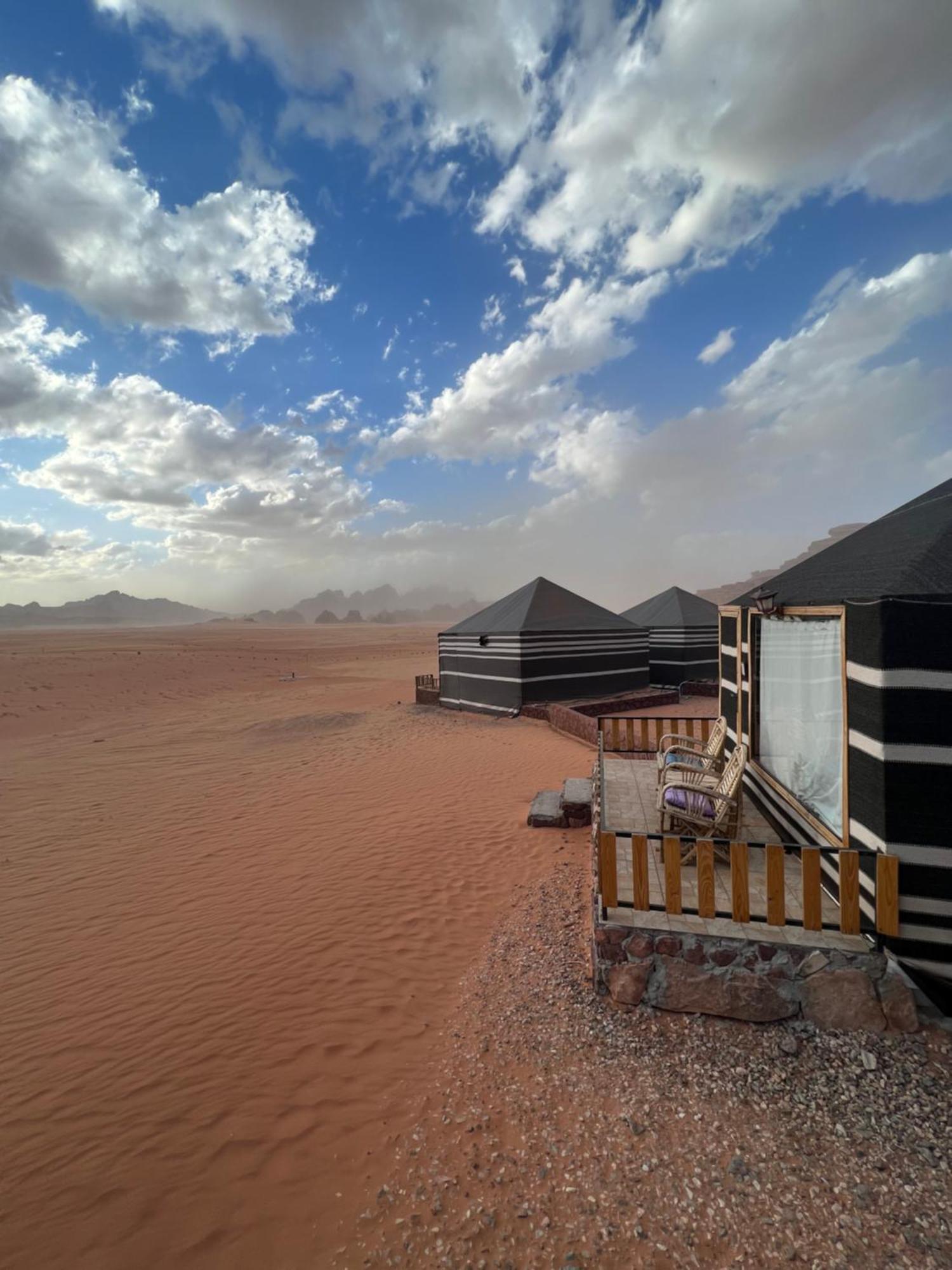 Hotel Bedouin Life Camp à Wadi Rum Extérieur photo