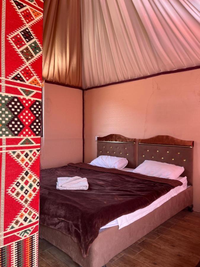 Hotel Bedouin Life Camp à Wadi Rum Extérieur photo