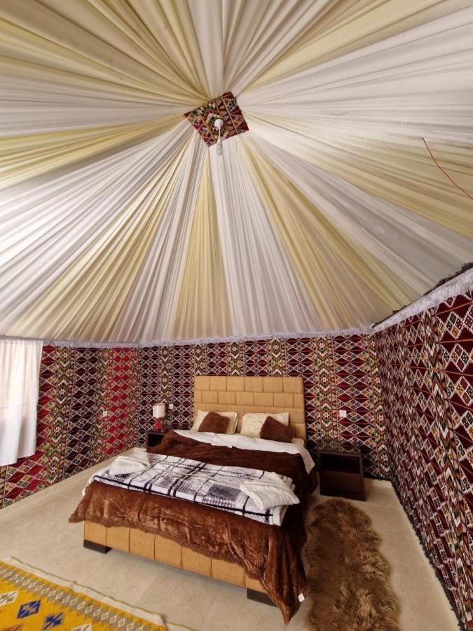 Hotel Bedouin Life Camp à Wadi Rum Extérieur photo