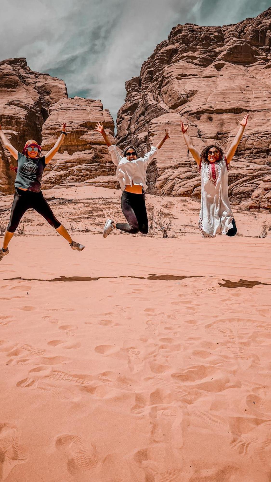 Hotel Bedouin Life Camp à Wadi Rum Extérieur photo